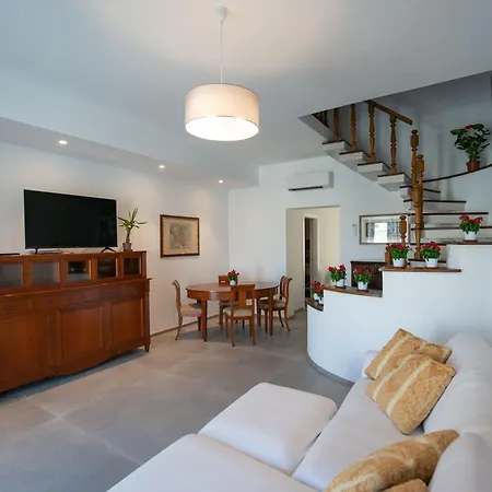 Casa Stella Donnalucata (Sicily)